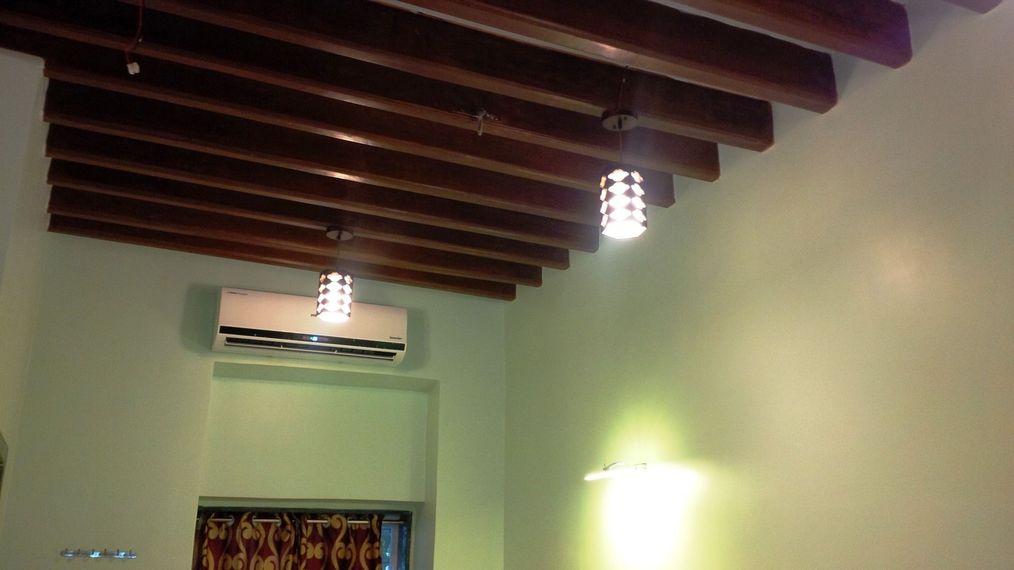 Hotel Blue Bird Colaba Mandve Exterior foto